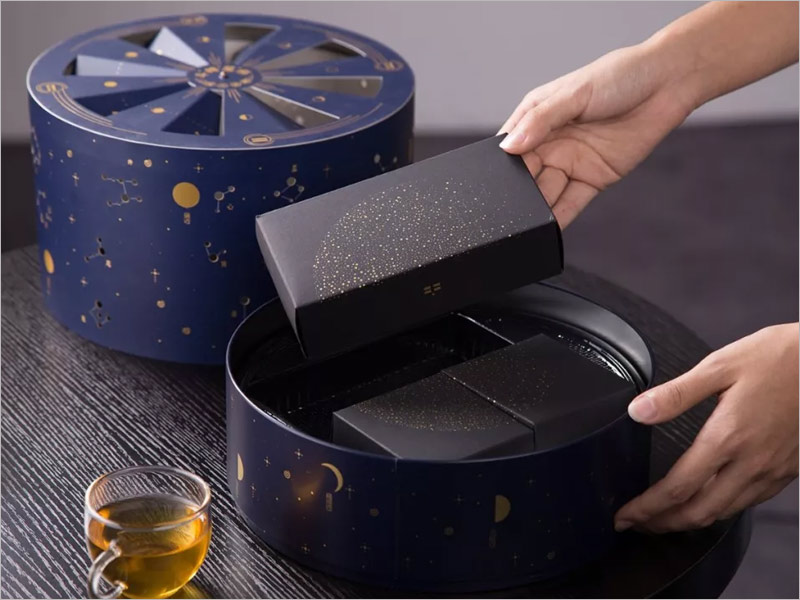 斗轉星移月餅禮盒包裝設計，簡潔的星空，浪漫的情懷
