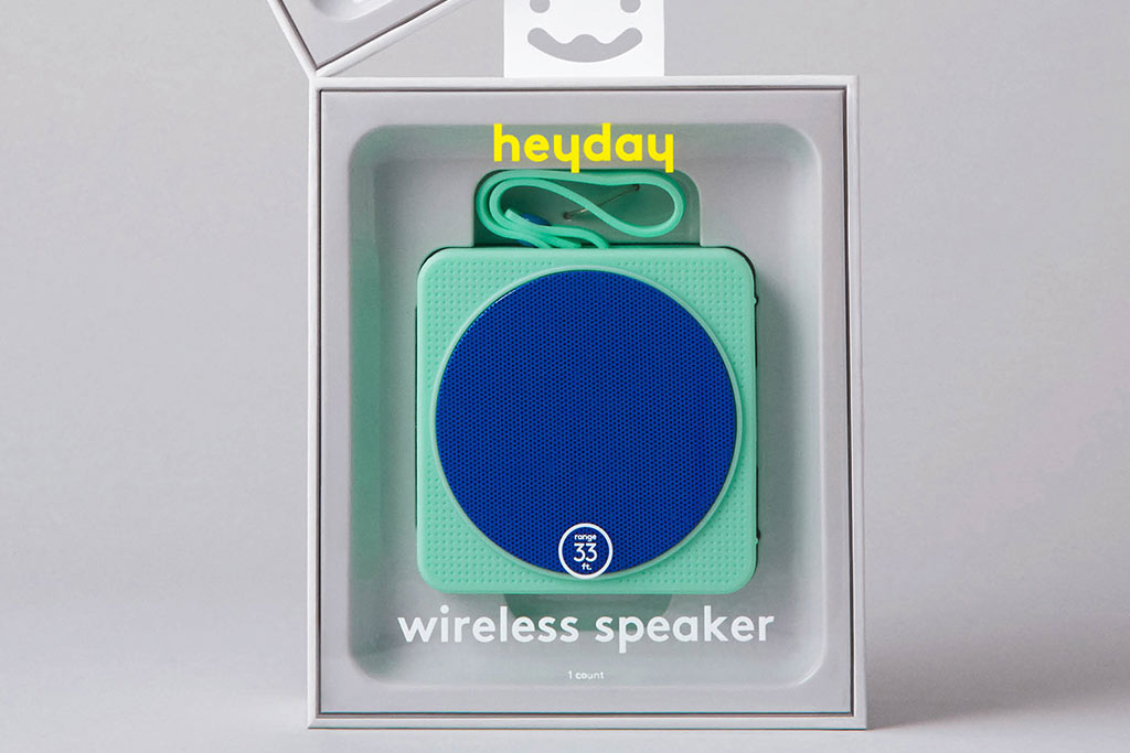 美國塔吉特藍牙音箱電子產(chǎn)品包裝設計