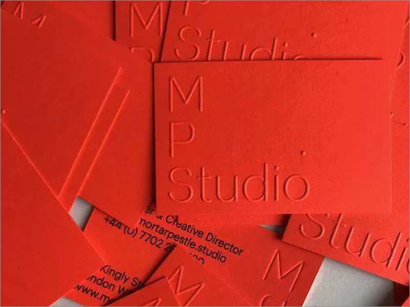 鮮艷紅色的名片設(shè)計(jì) 鮮艷紅色的名片設(shè)計(jì)