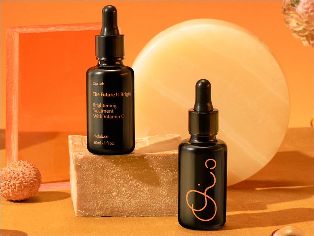 Oio Lab護(hù)膚品包裝實物照片