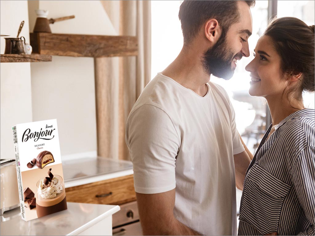 俄羅斯Bonjour甜點(diǎn)食品品牌logo與包裝設(shè)計之實景照片