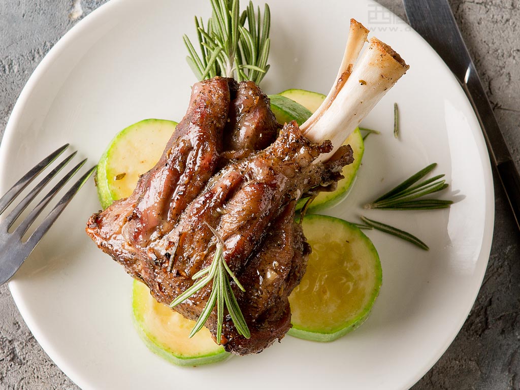 專業(yè)的攝影和美食食品造型使您能夠正確定位產品并強調其非凡的品味