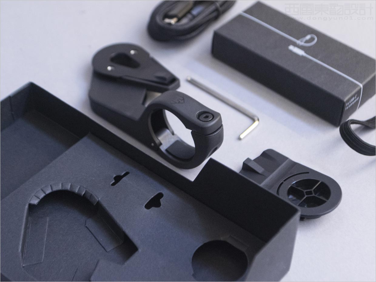 美國Hammerhead電子產(chǎn)品包裝盒內(nèi)部結(jié)構(gòu)包裝設(shè)計