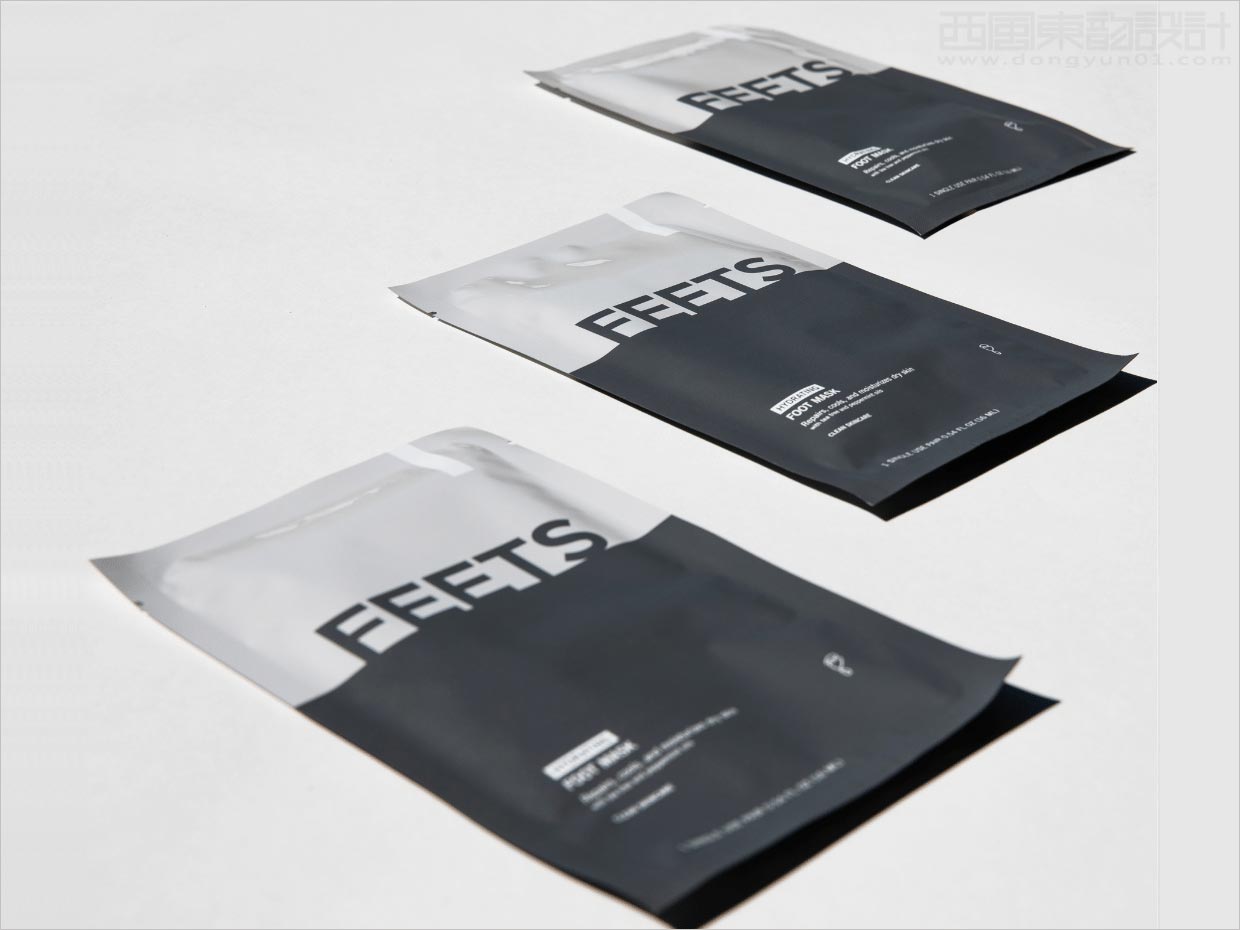 簡潔樸素的Feets清潔保濕足膜護(hù)理產(chǎn)品包裝袋設(shè)計